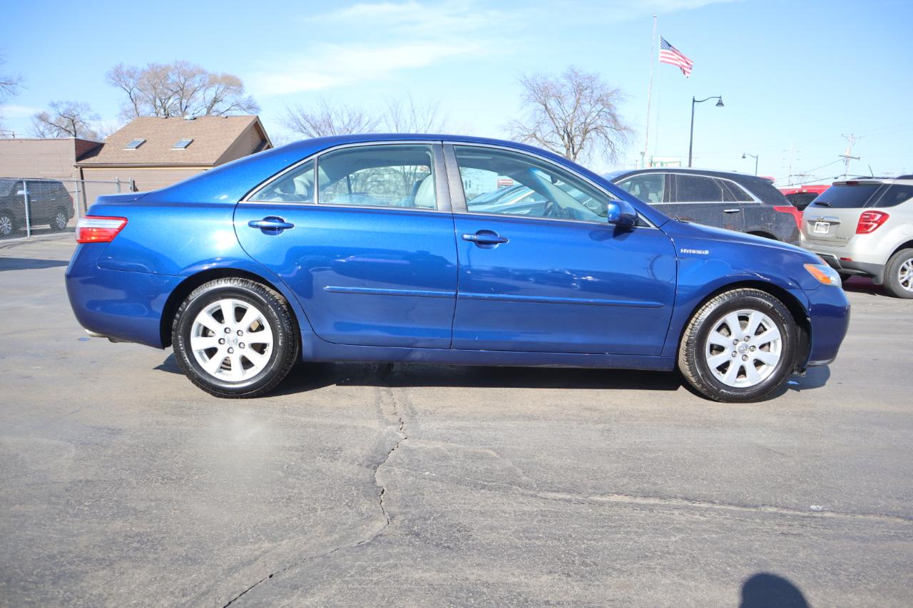 Toyota Camry Hybrid Sedan 2008