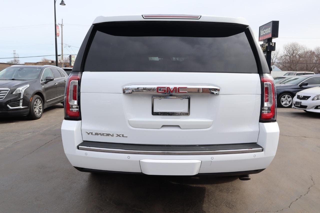 GMC Yukon XL Denali 4WD 2020