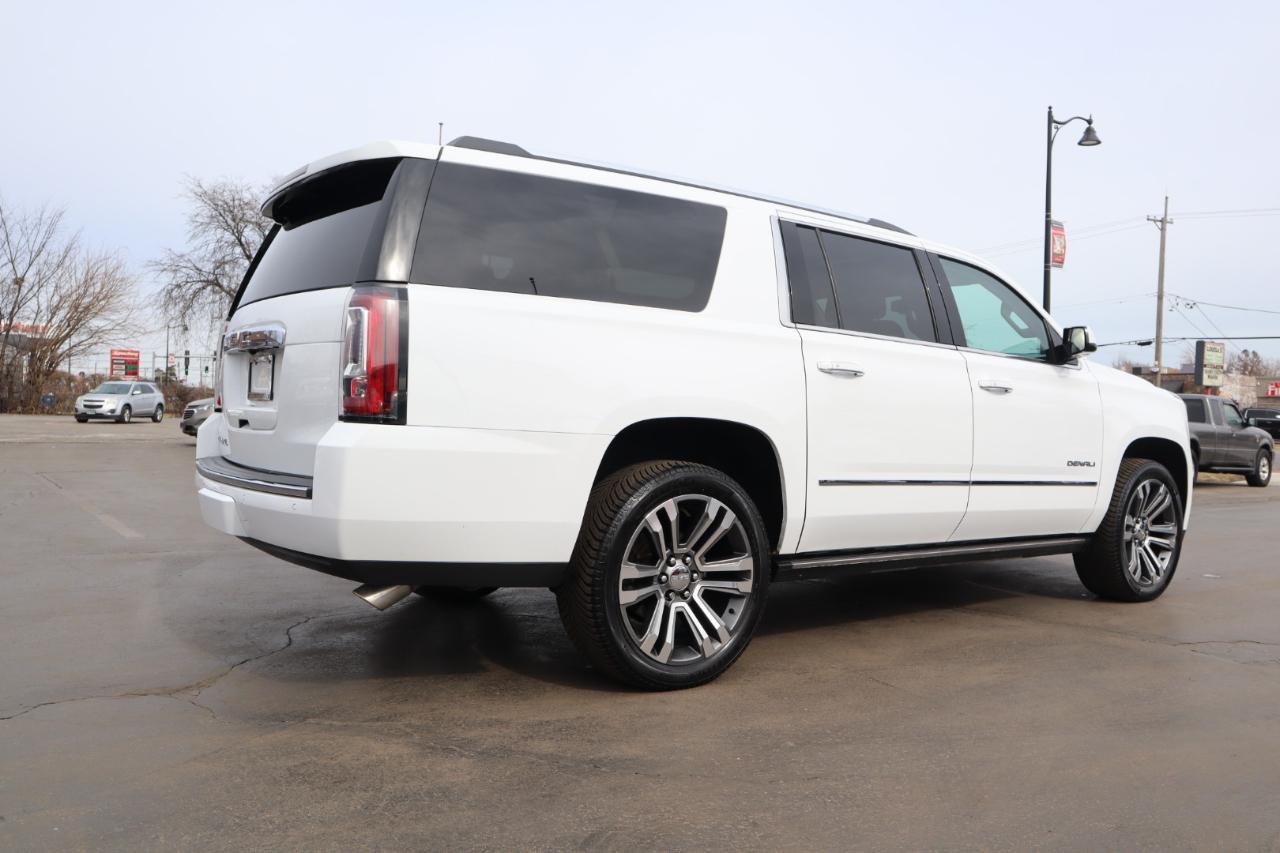 GMC Yukon XL Denali 4WD 2020