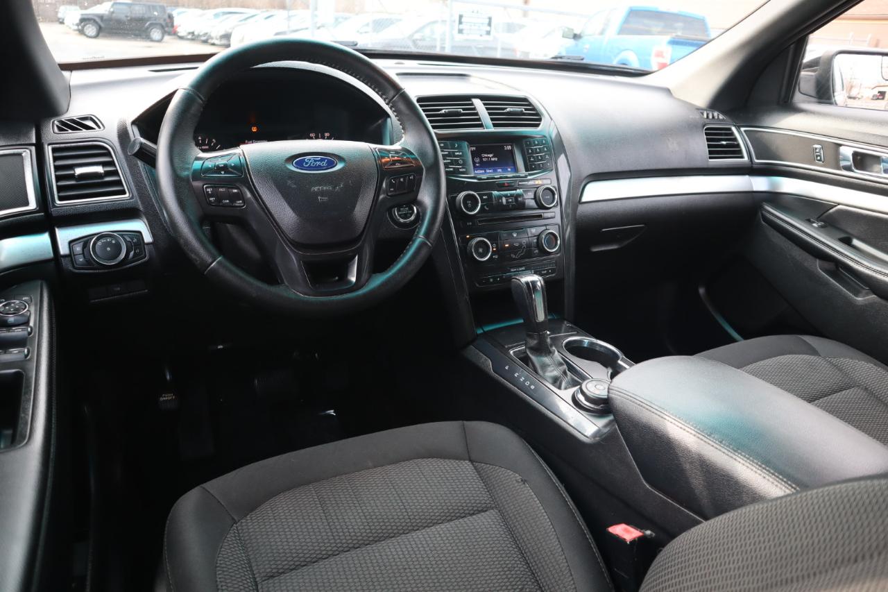 Ford Explorer XLT 4WD 2017