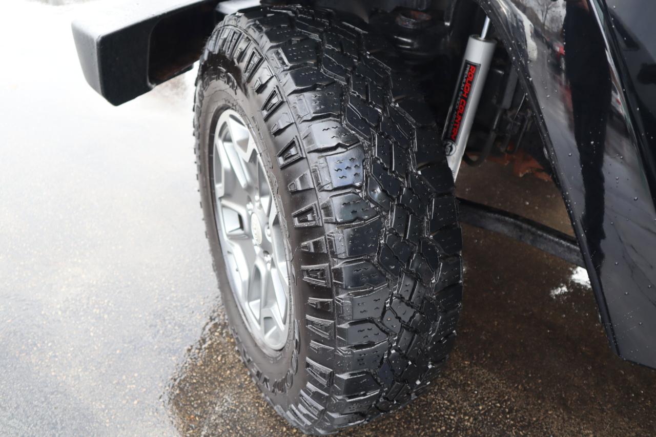 Jeep Wrangler Unlimited Sahara 4WD 2014