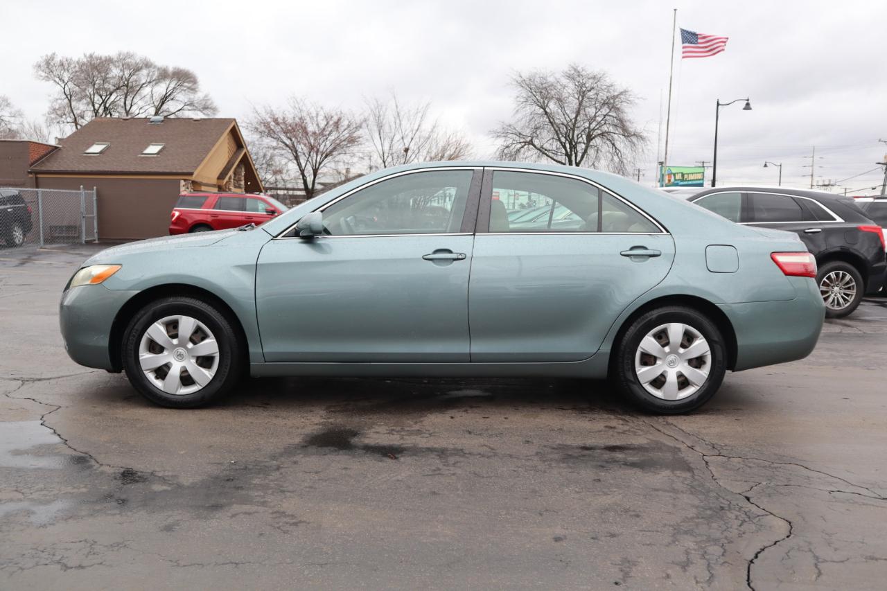 Toyota Camry LE 4D Sedan 2007