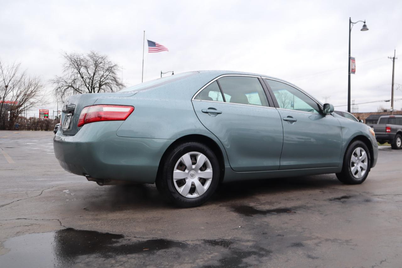 Toyota Camry LE 4D Sedan 2007