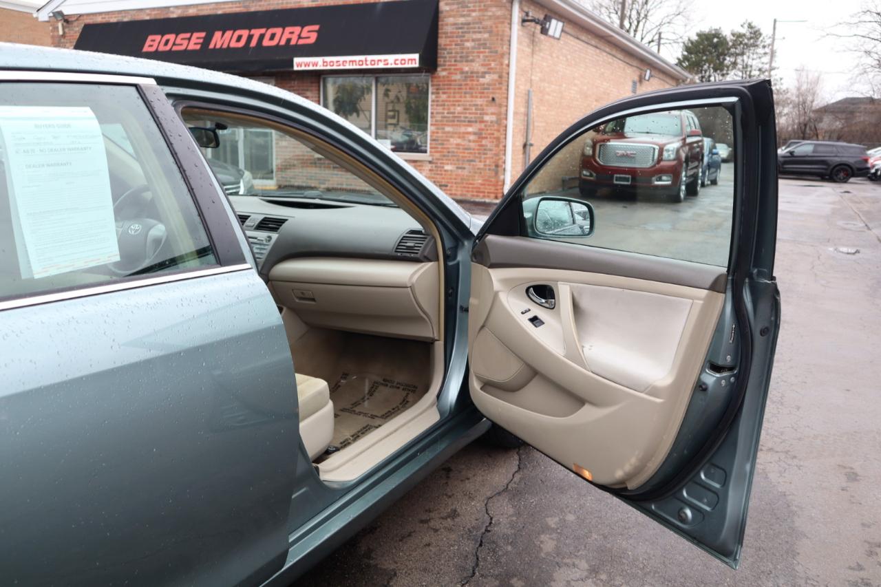 Toyota Camry LE 4D Sedan 2007