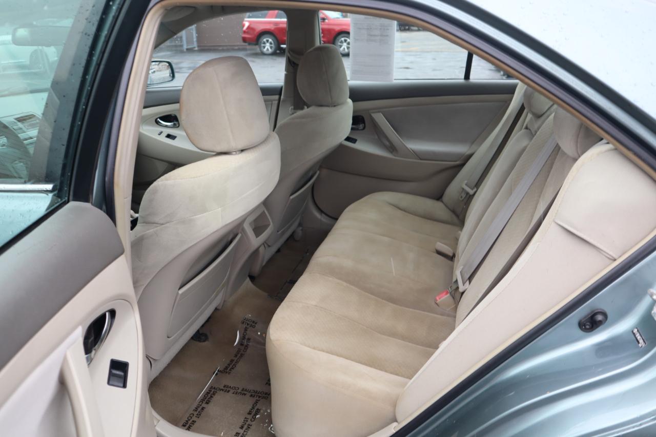 Toyota Camry LE 4D Sedan 2007
