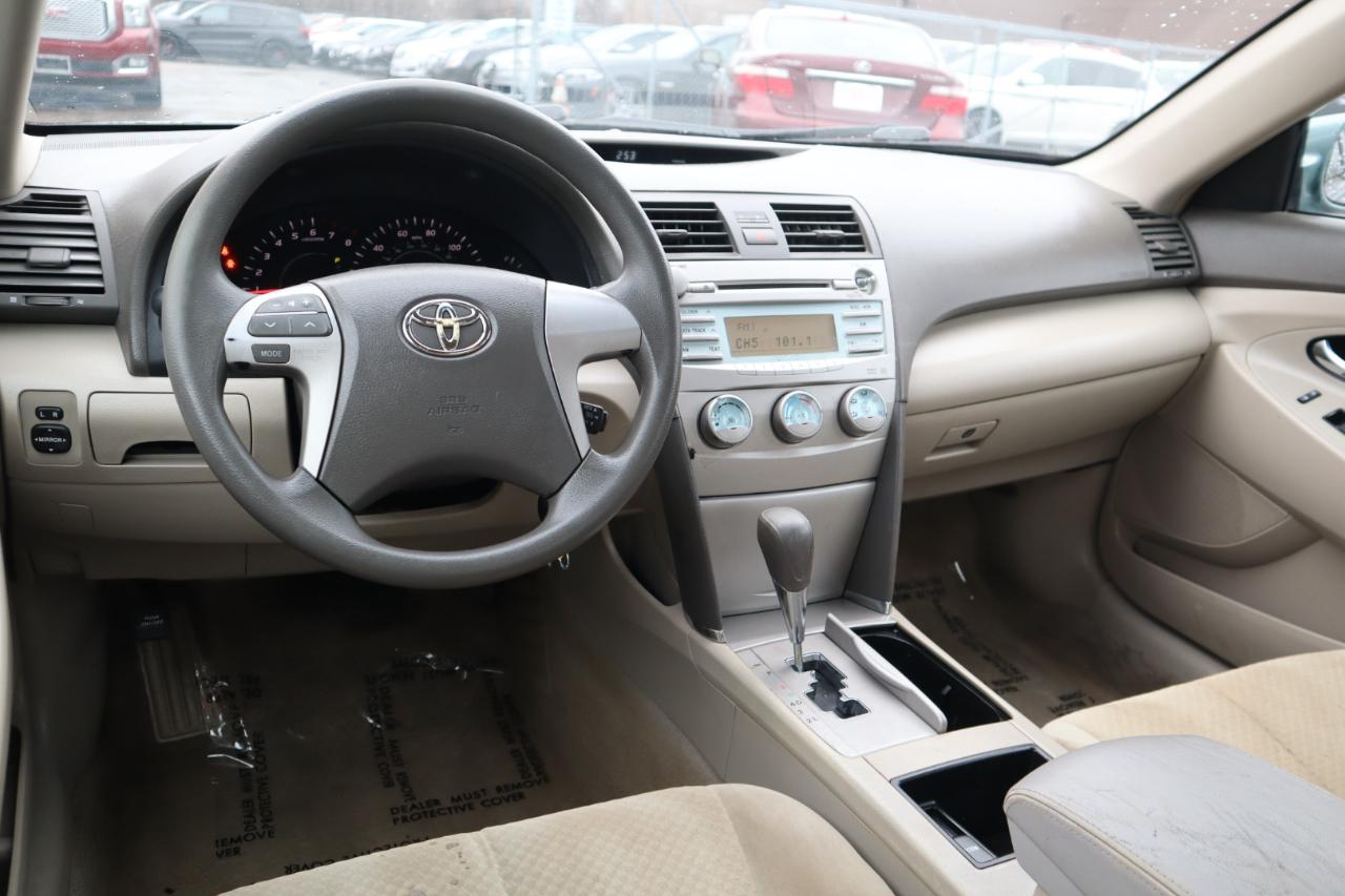 Toyota Camry LE 4D Sedan 2007