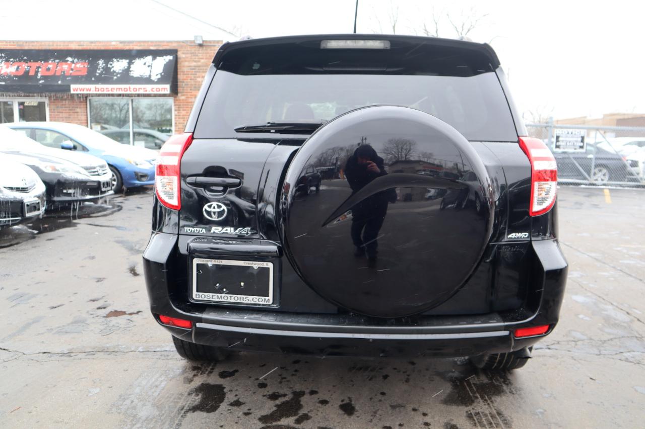 Toyota RAV4 Sport I4 4WD 2010