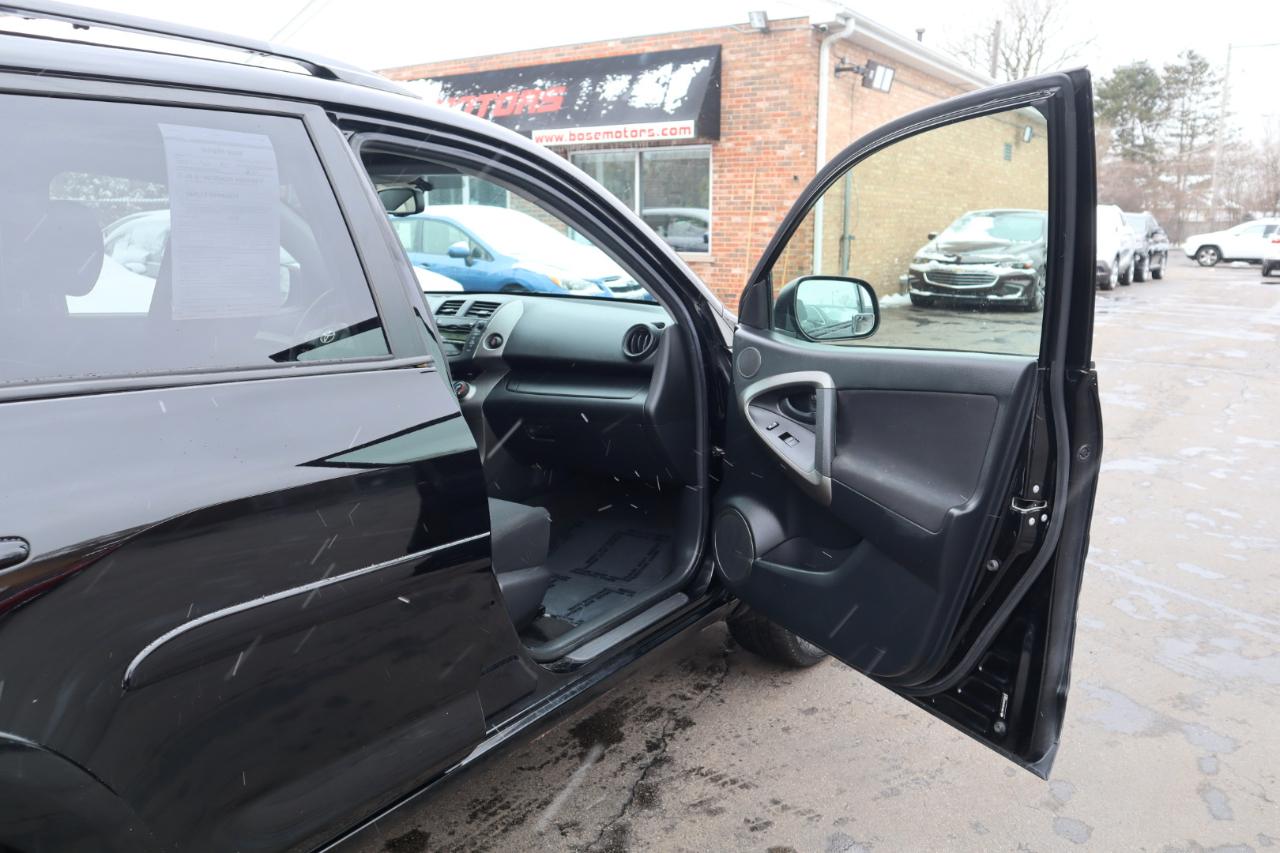 Toyota RAV4 Sport I4 4WD 2010