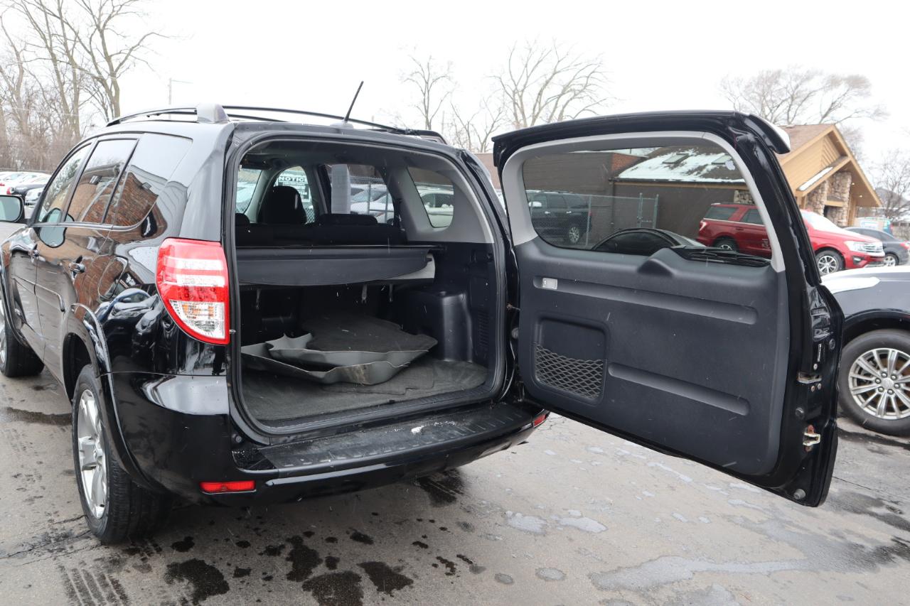 Toyota RAV4 Sport I4 4WD 2010