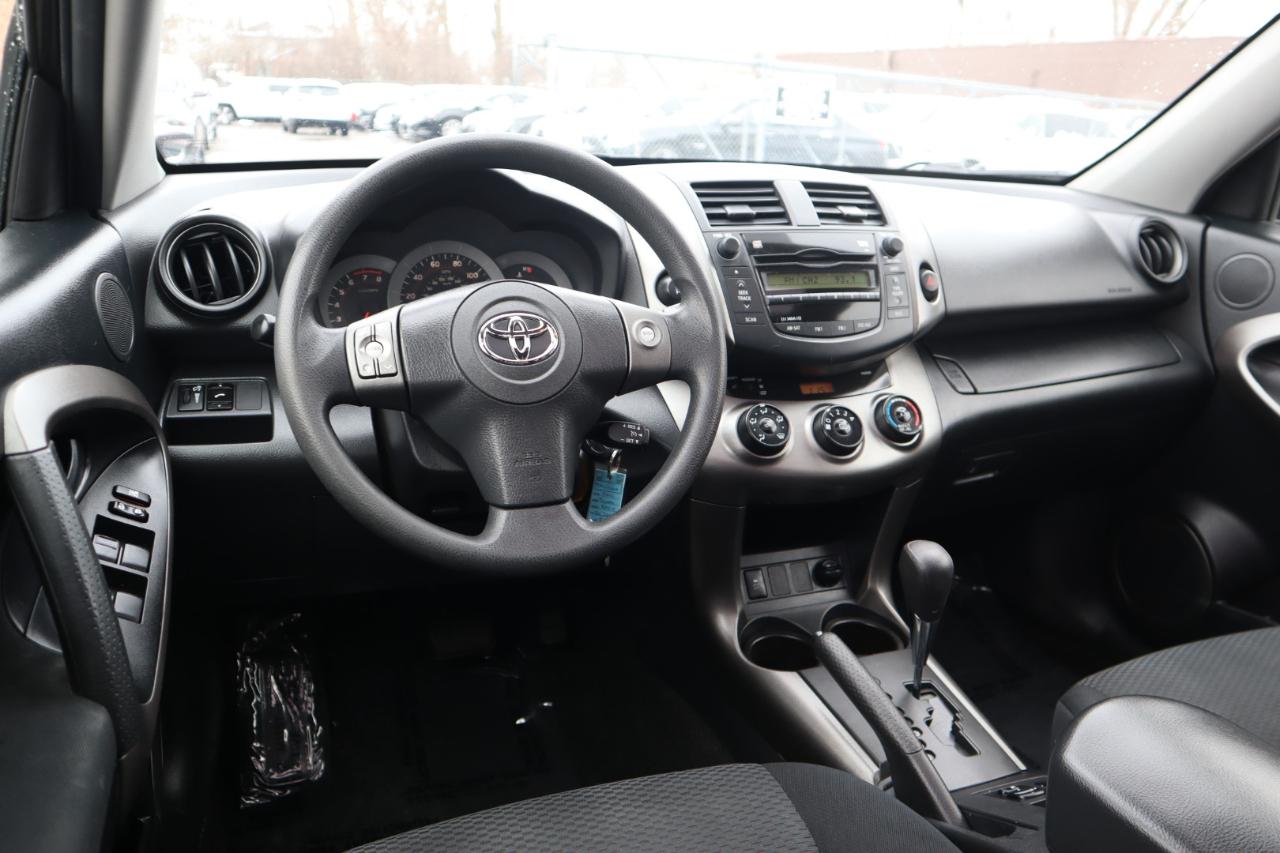 Toyota RAV4 Sport I4 4WD 2010