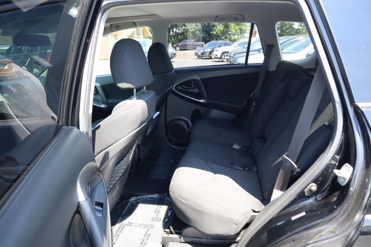 Toyota RAV4 Sport I4 4WD 2010