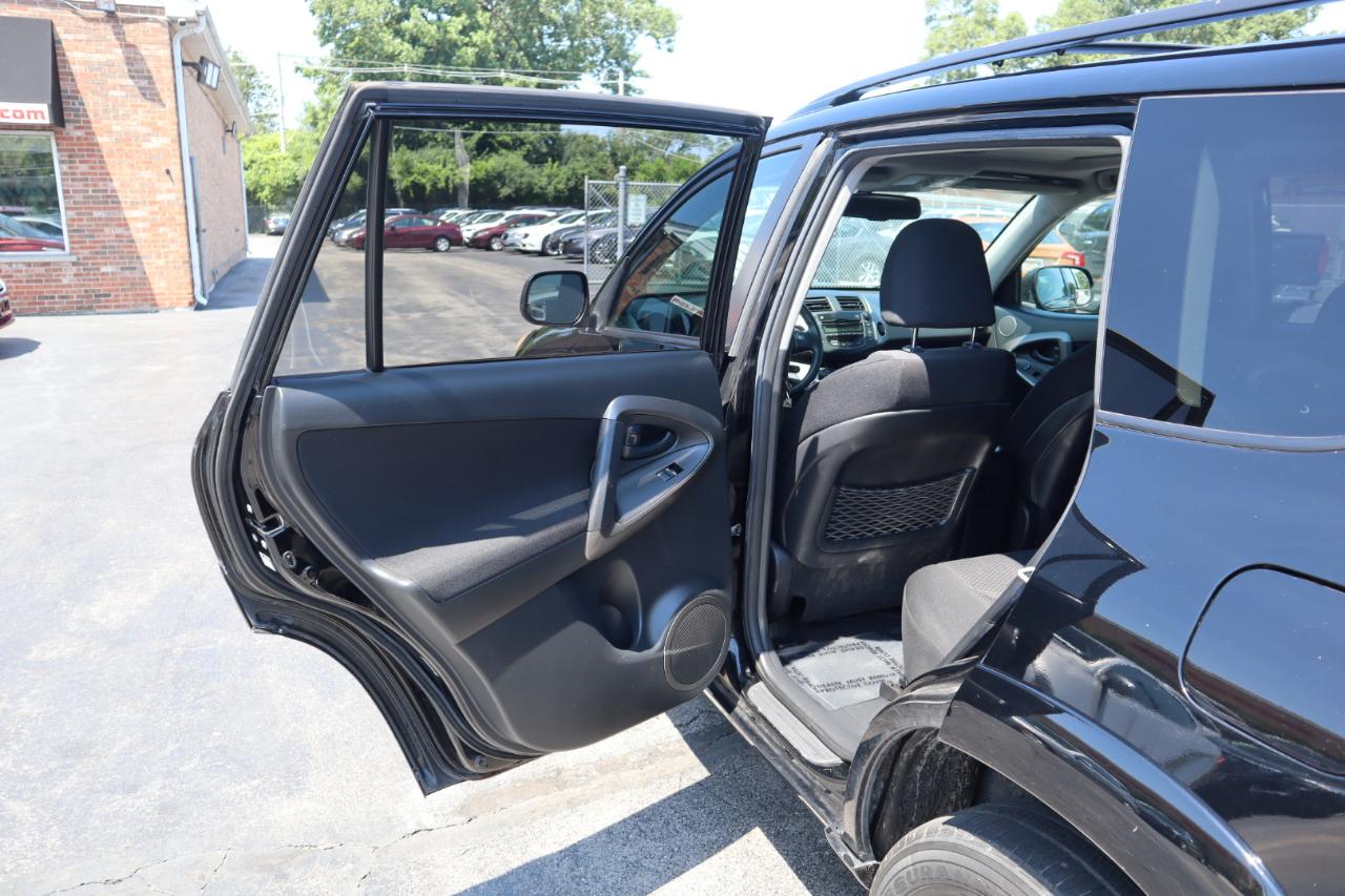 Toyota RAV4 Sport I4 4WD 2010