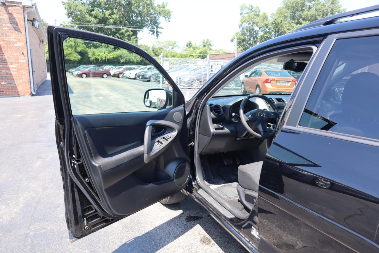 Toyota RAV4 Sport I4 4WD 2010