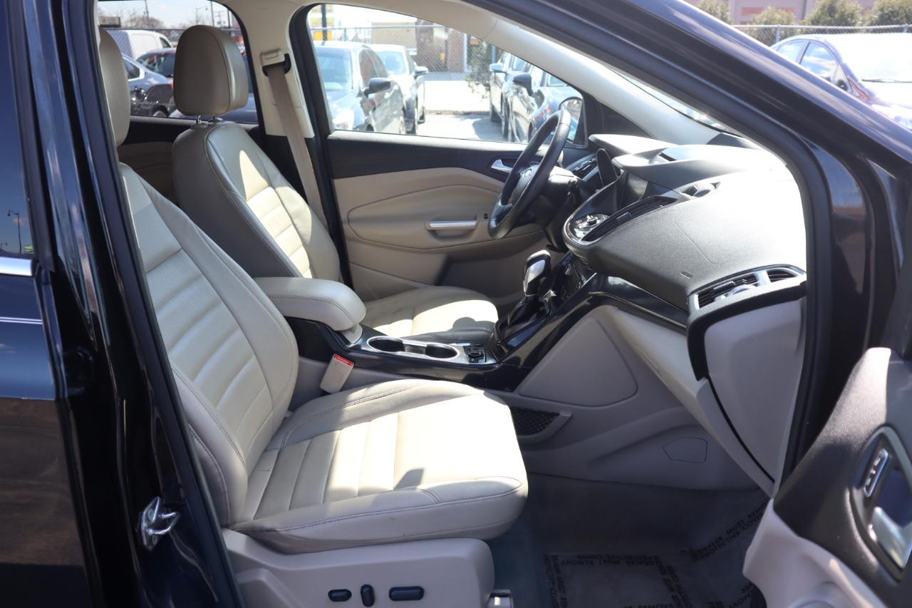 Ford Escape Titanium FWD 2015