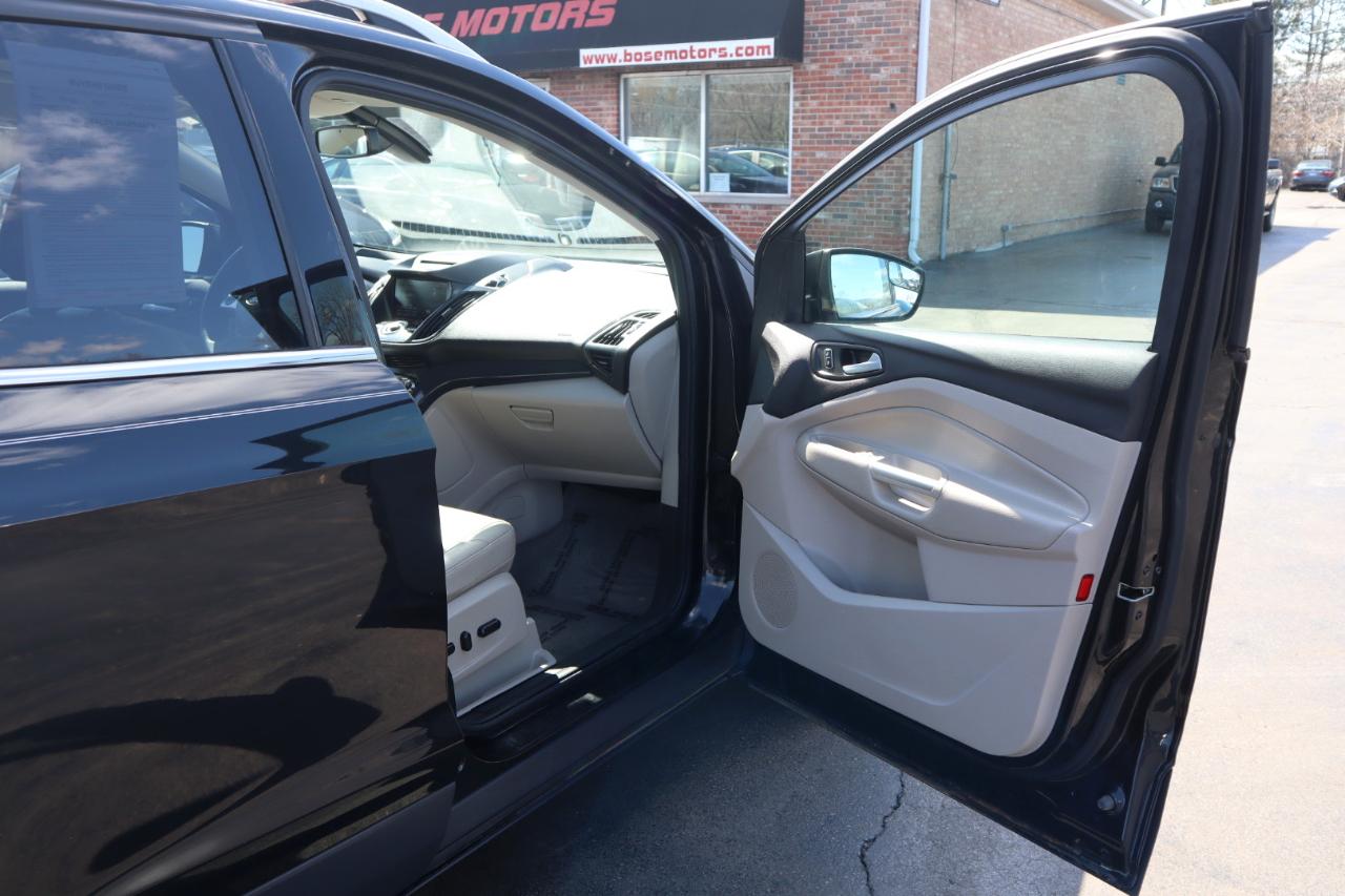 Ford Escape Titanium FWD 2015