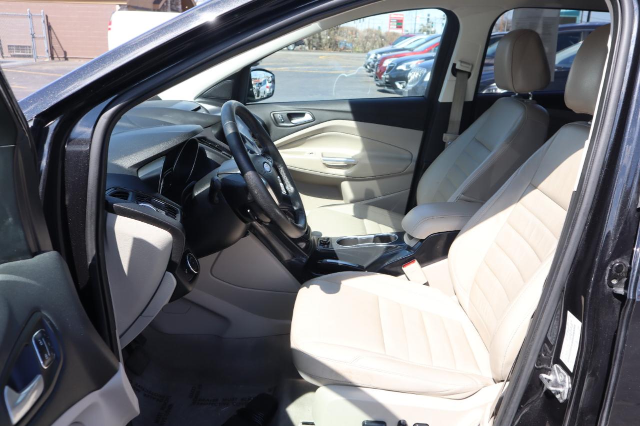 Ford Escape Titanium FWD 2015