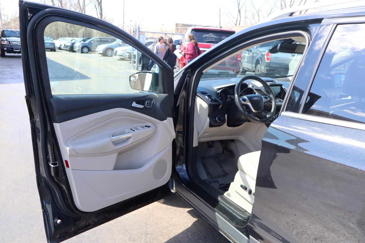 Ford Escape Titanium FWD 2015