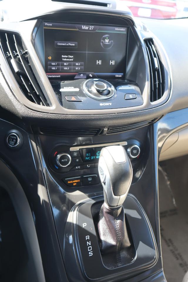 Ford Escape Titanium FWD 2015