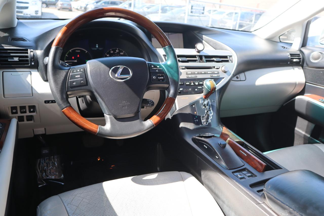 Lexus RX 450h AWD 2010