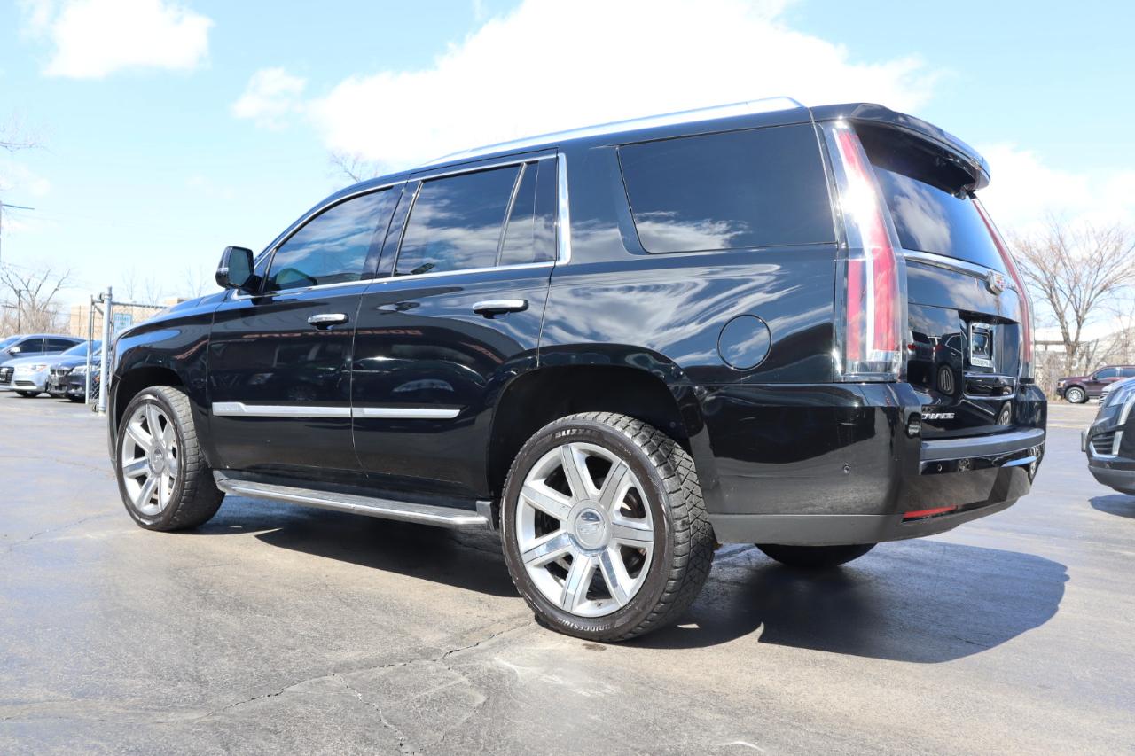Cadillac Escalade Luxury 2WD 2020