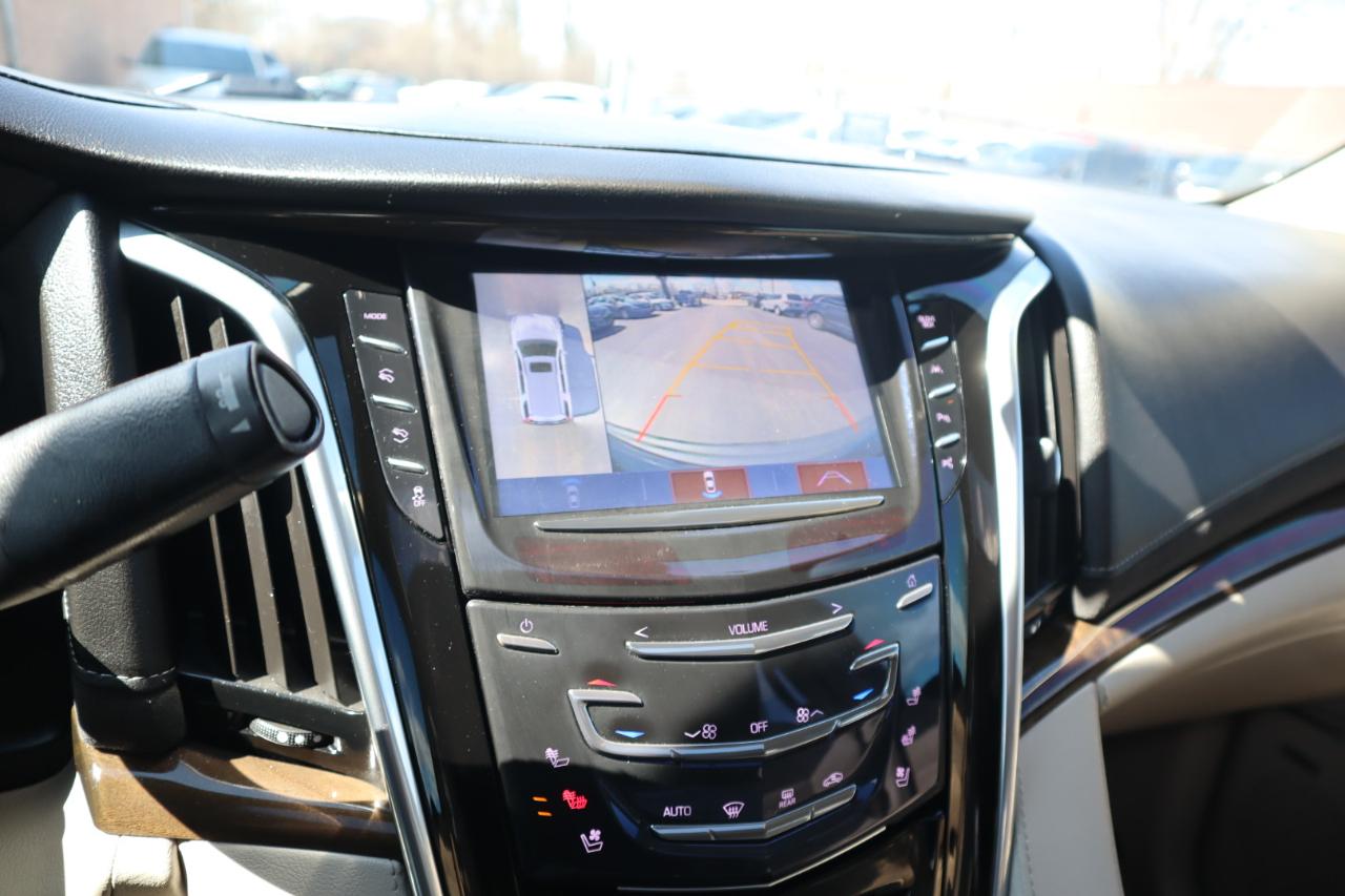 Cadillac Escalade Luxury 2WD 2020
