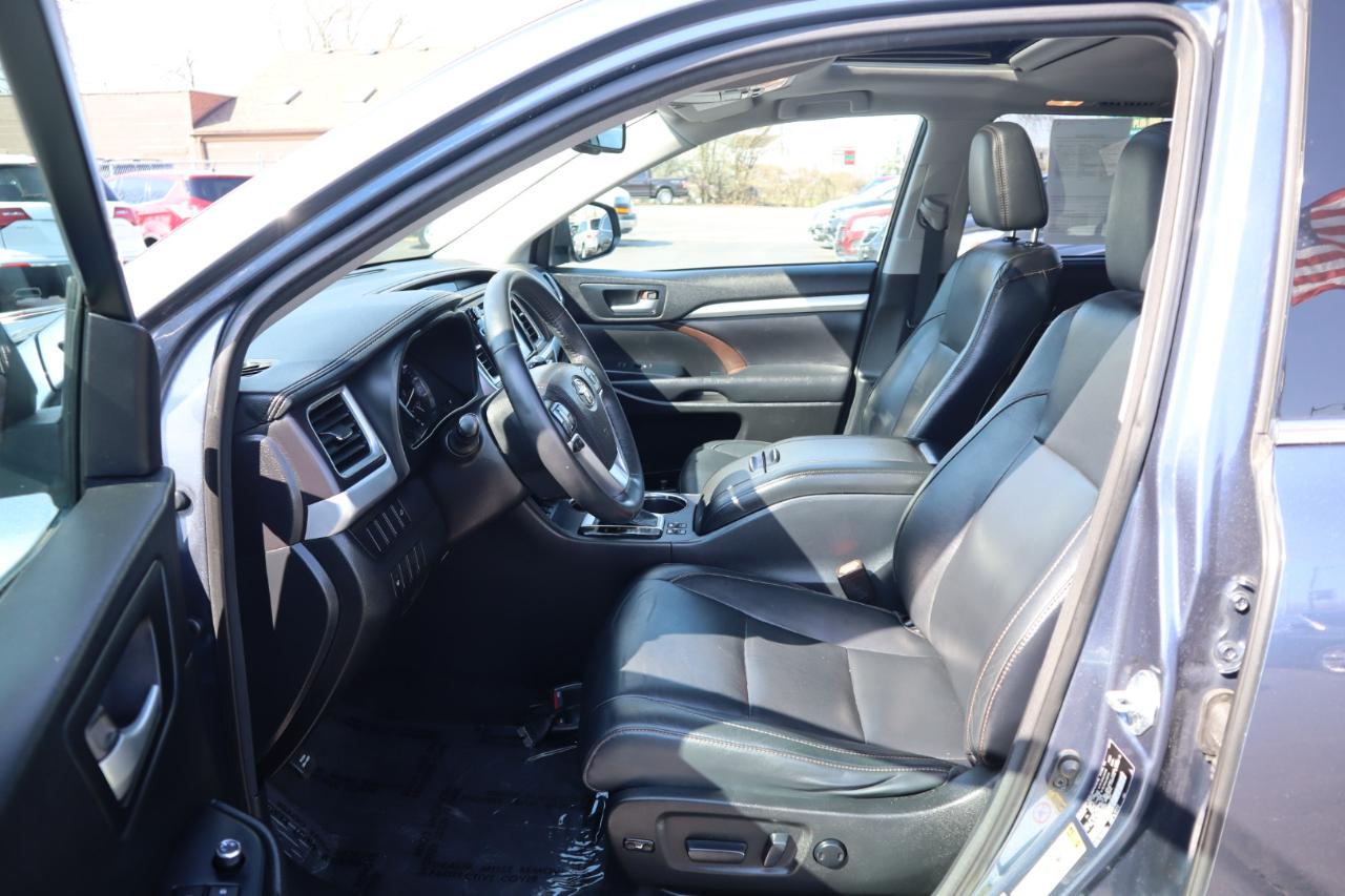 Toyota Highlander XLE AWD V6 2015