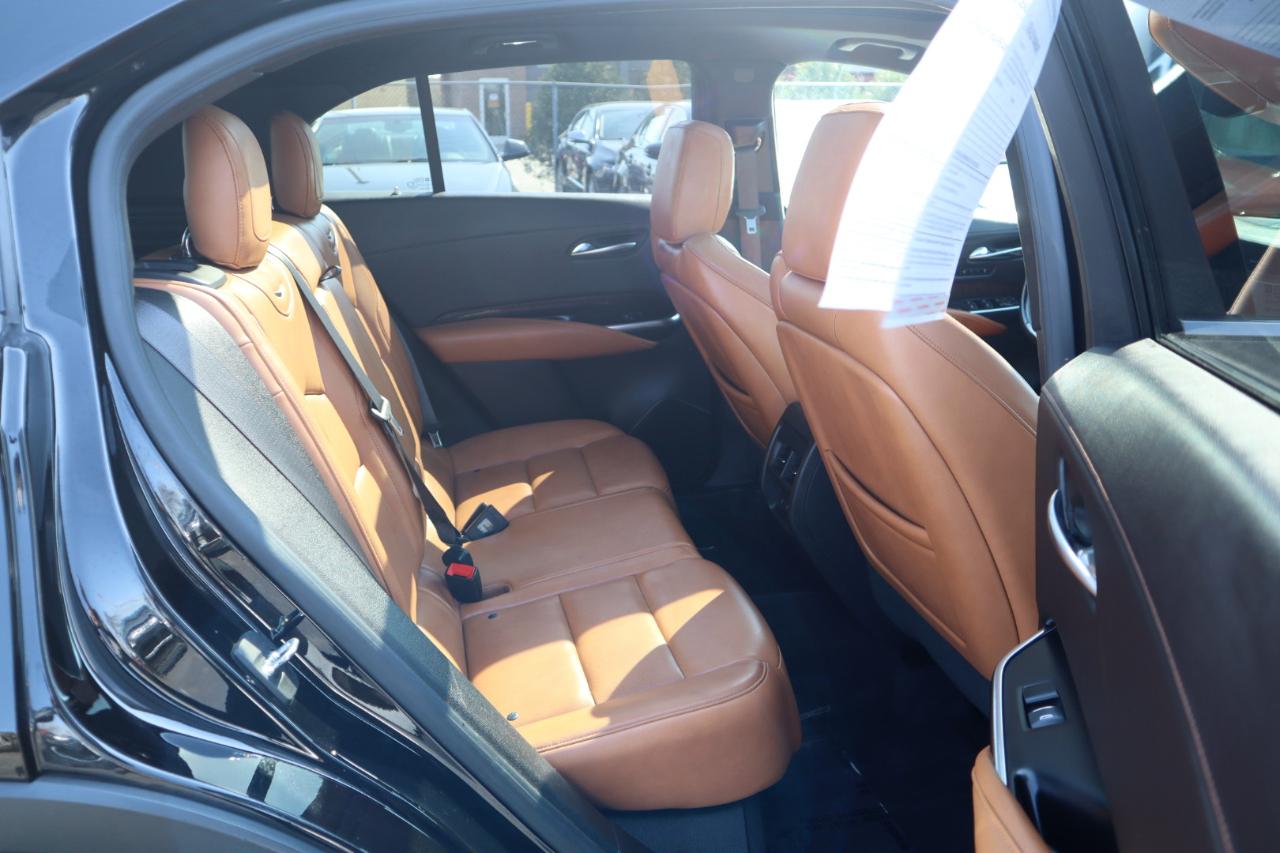 Cadillac XT4 Premium Luxury AWD 2019