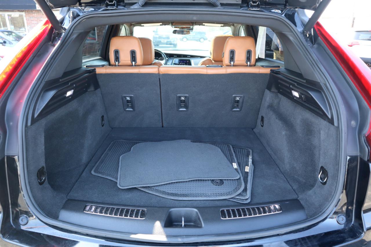 Cadillac XT4 Premium Luxury AWD 2019