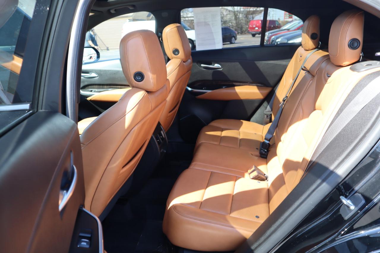 Cadillac XT4 Premium Luxury AWD 2019