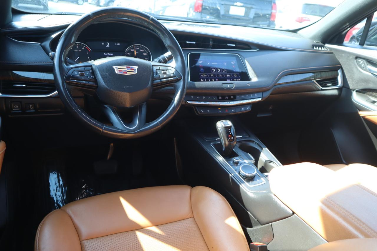 Cadillac XT4 Premium Luxury AWD 2019