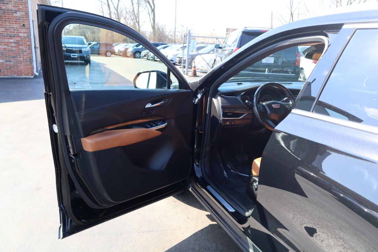 Cadillac XT4 Premium Luxury AWD 2019