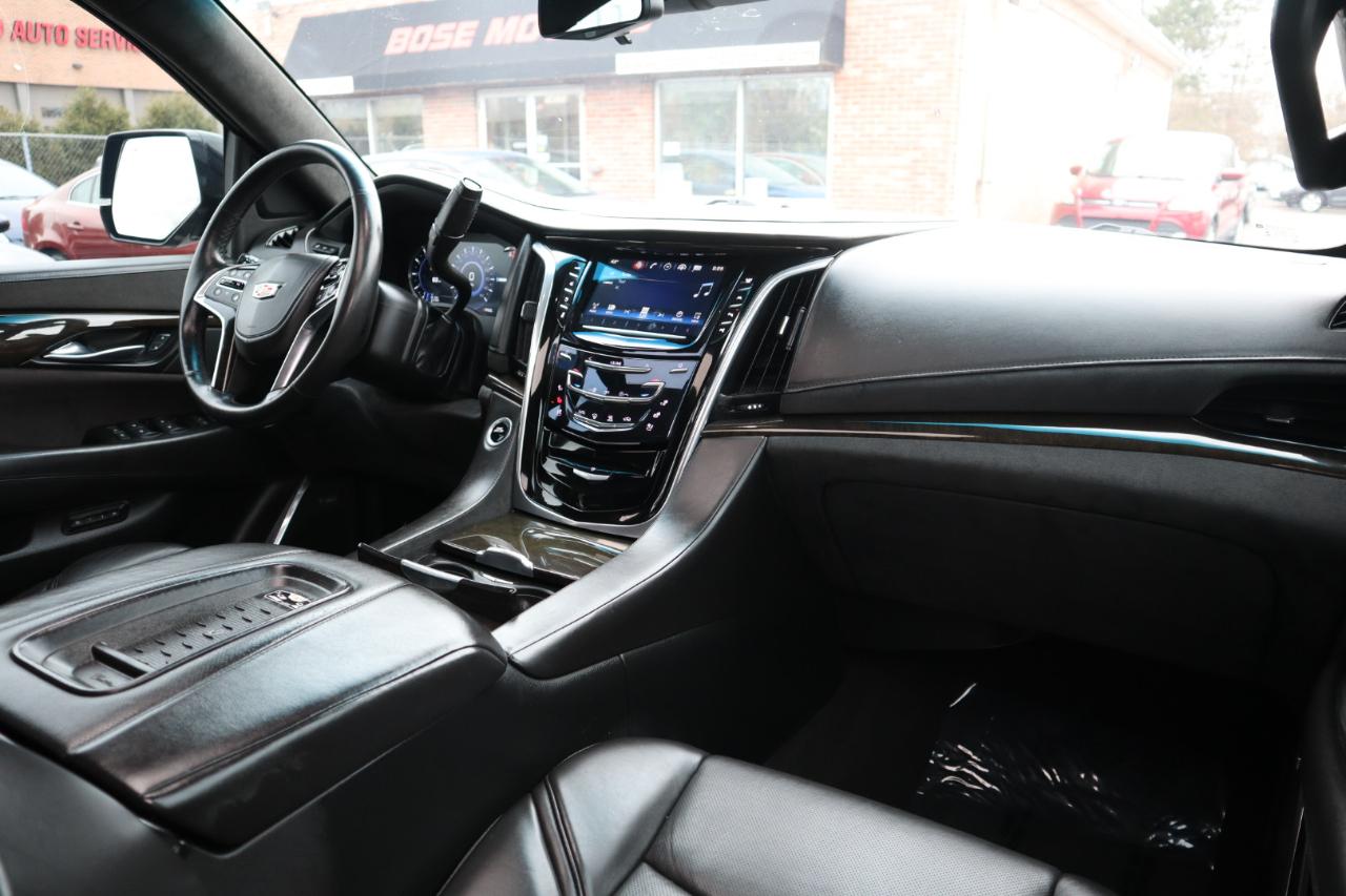 Cadillac Escalade Platinum 4WD 2017