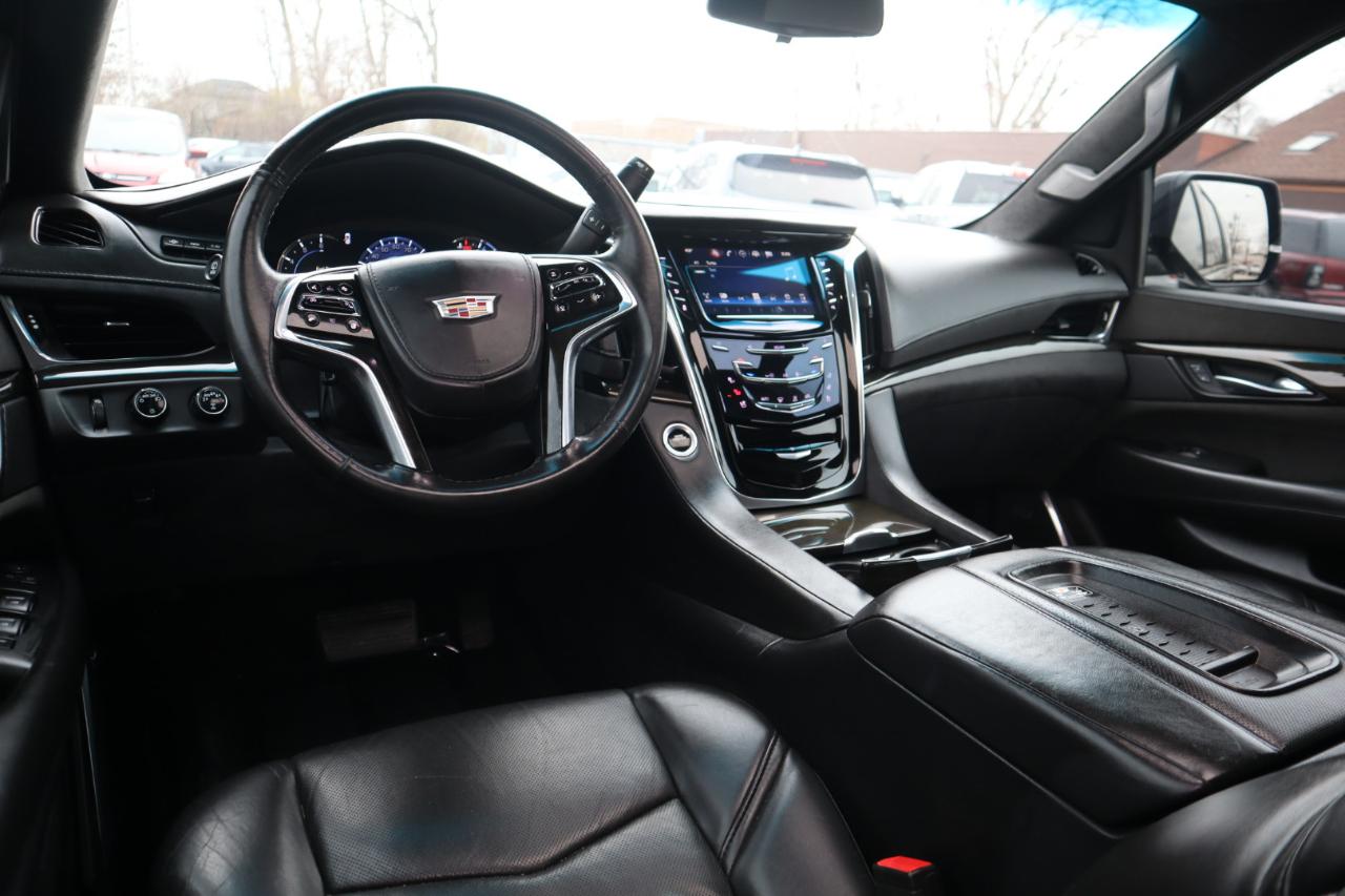 Cadillac Escalade Platinum 4WD 2017