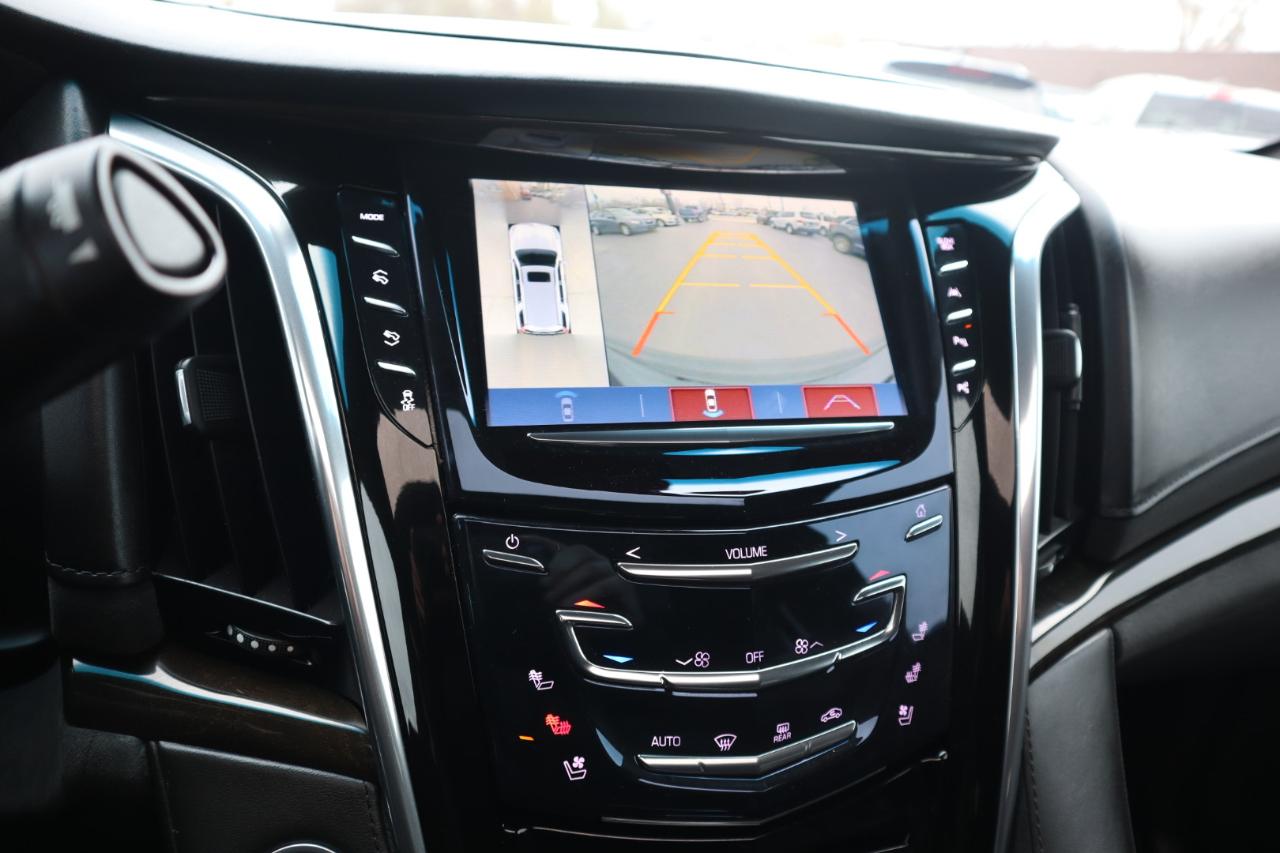 Cadillac Escalade Platinum 4WD 2017