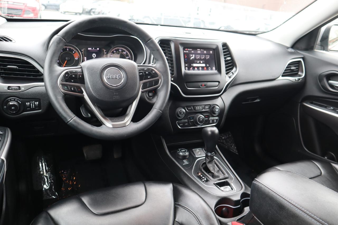 Jeep Cherokee Latitude Plus 4WD 2019