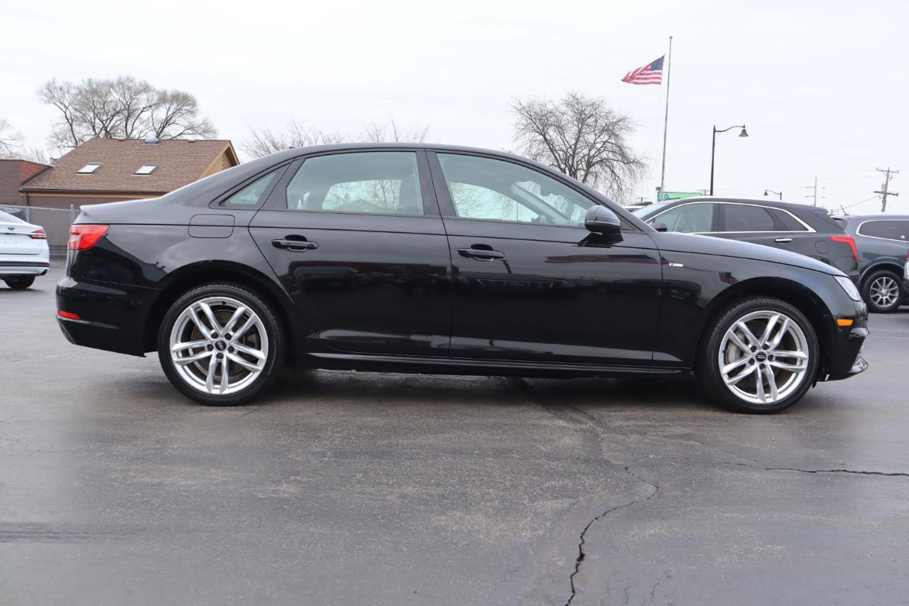 Audi A4 2.0T Premium quattro Sedan 2017