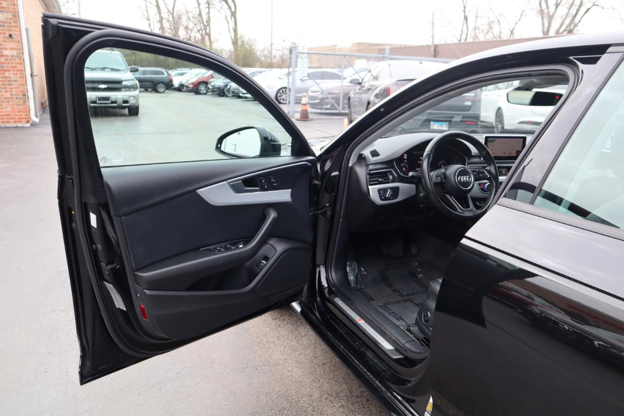 Audi A4 2.0T Premium quattro Sedan 2017