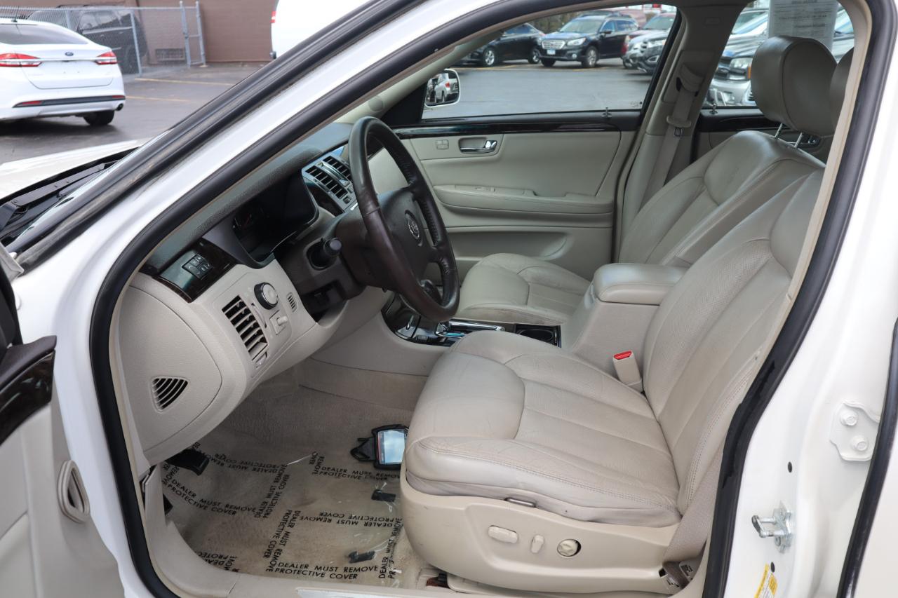 Cadillac DTS Luxury 2011