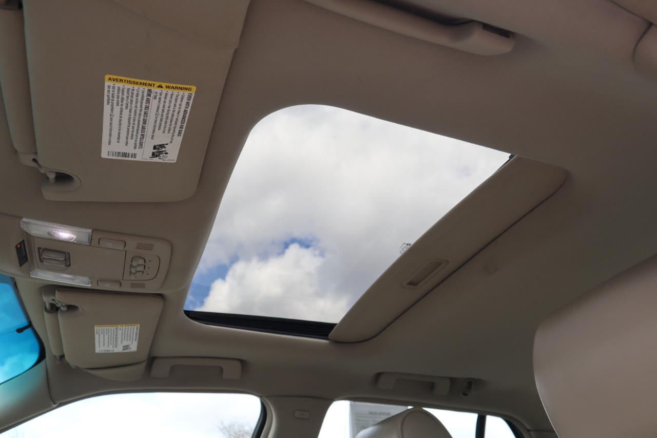 Cadillac DTS Luxury 2011