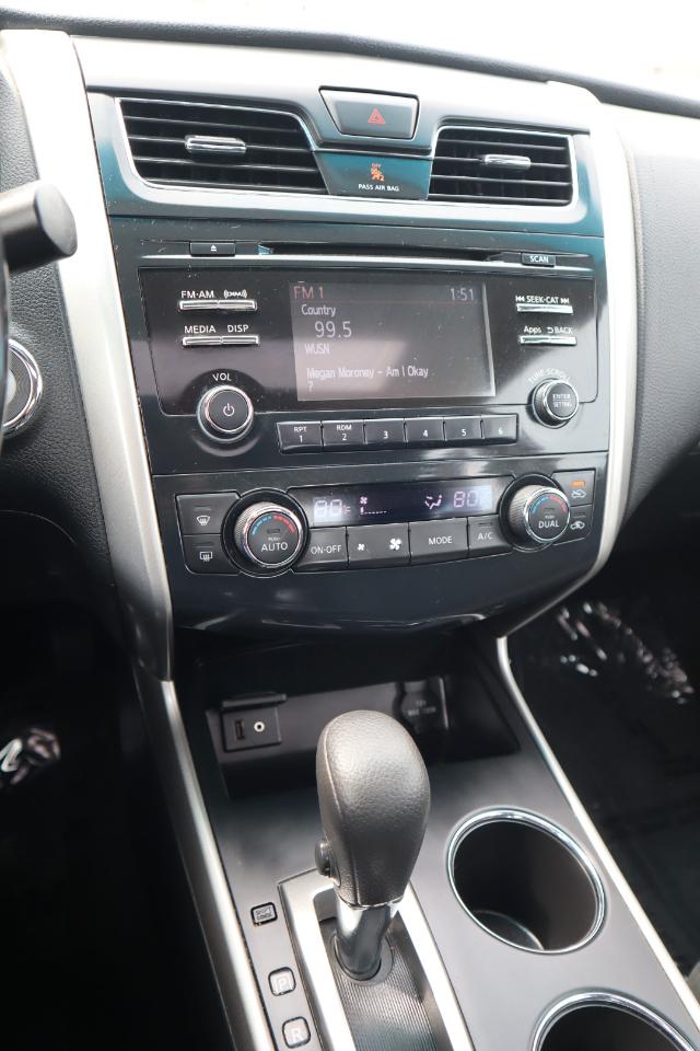 Nissan Altima 2.5 SV 2015