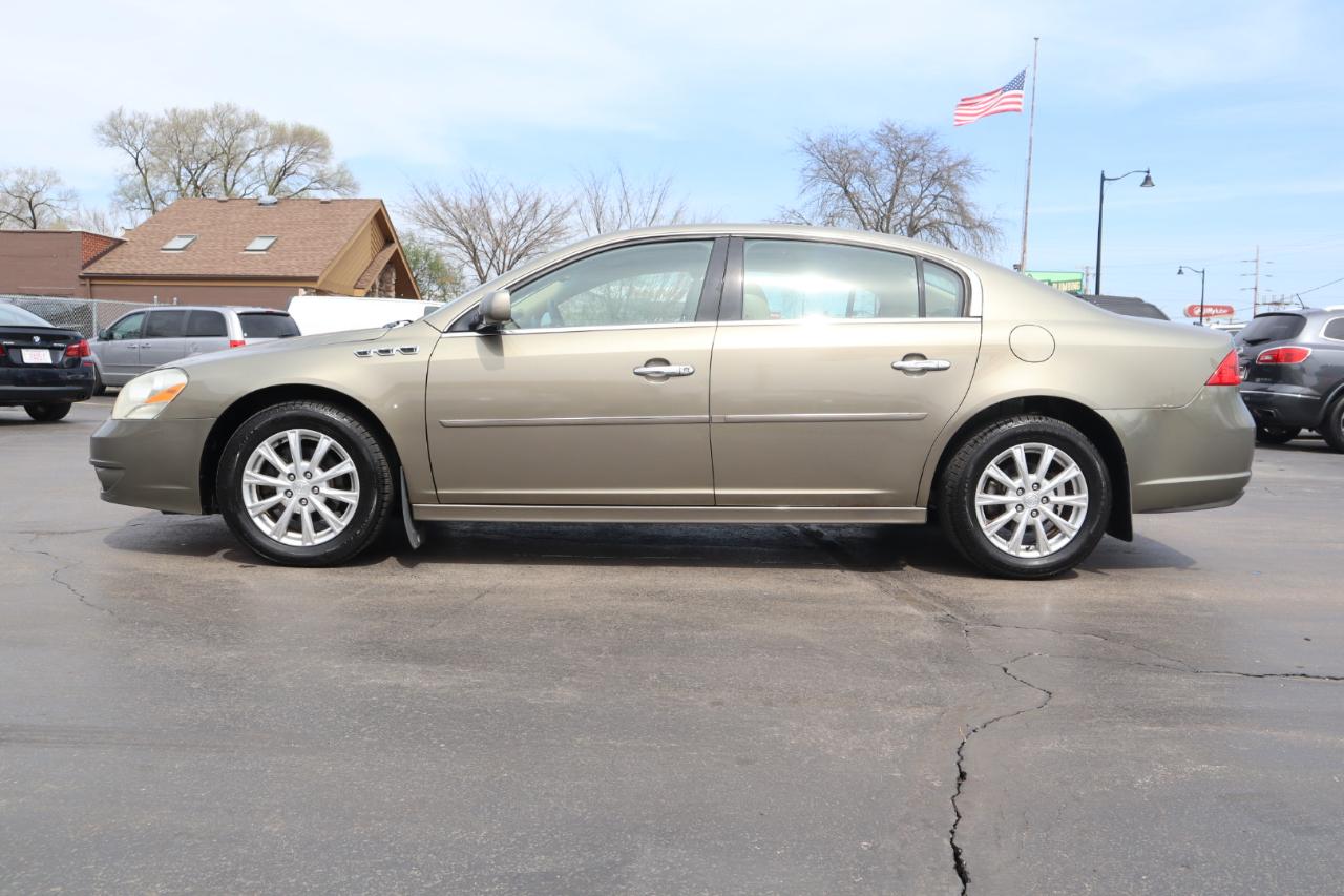 Buick Lucerne CXL 2011
