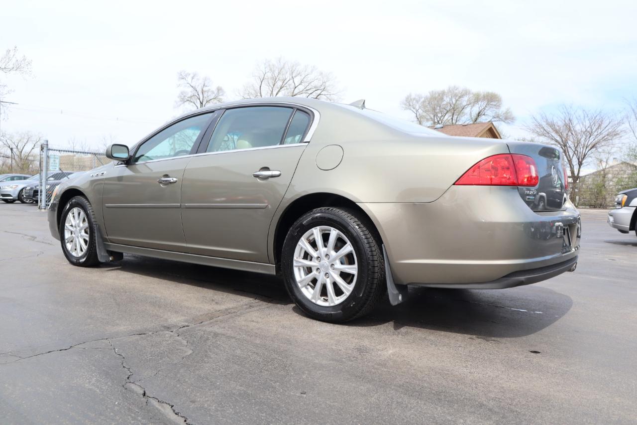 Buick Lucerne CXL 2011