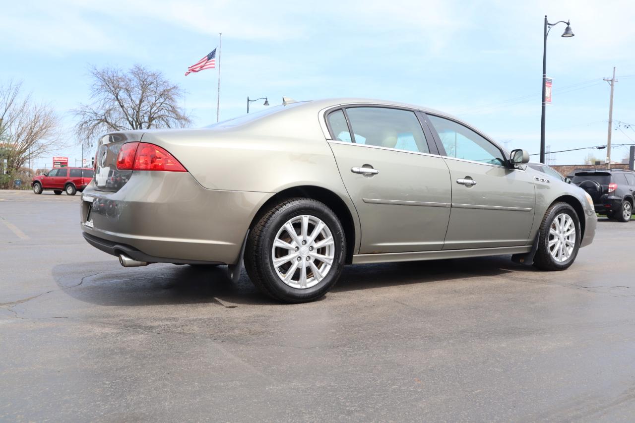 Buick Lucerne CXL 2011
