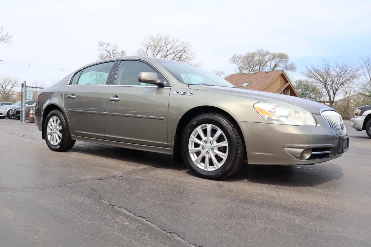Buick Lucerne CXL 2011