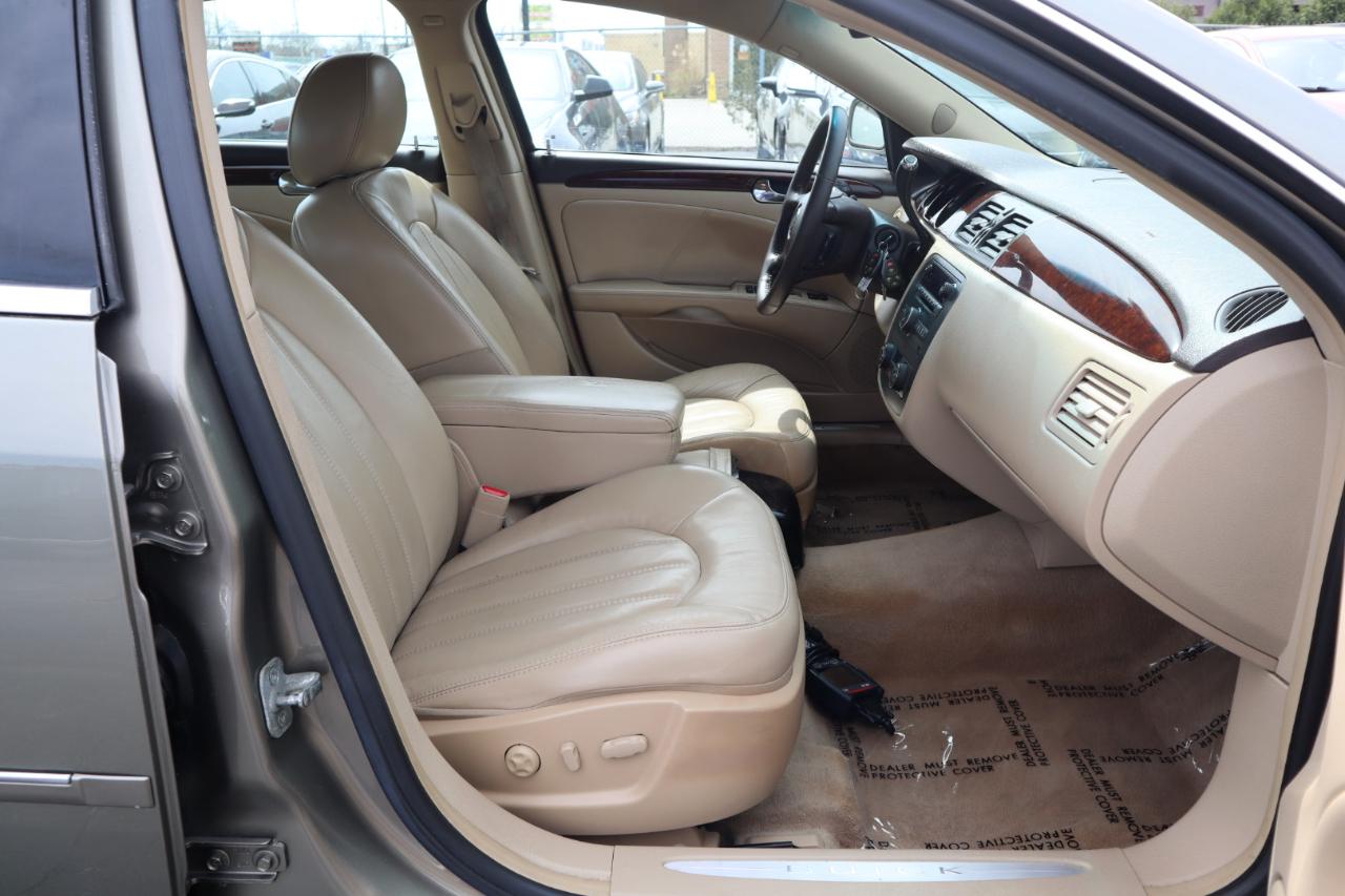 Buick Lucerne CXL 2011
