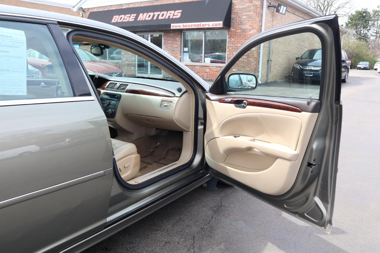 Buick Lucerne CXL 2011