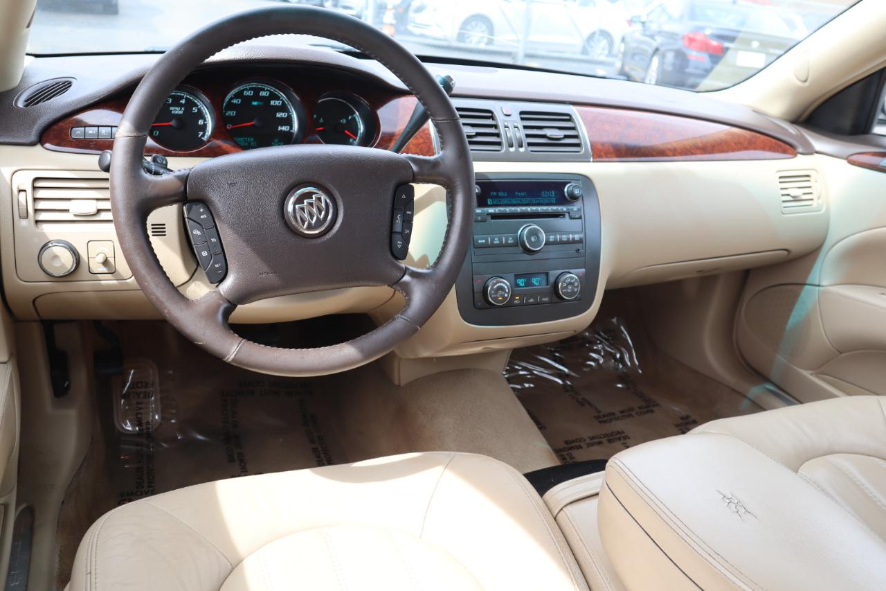 Buick Lucerne CXL 2011