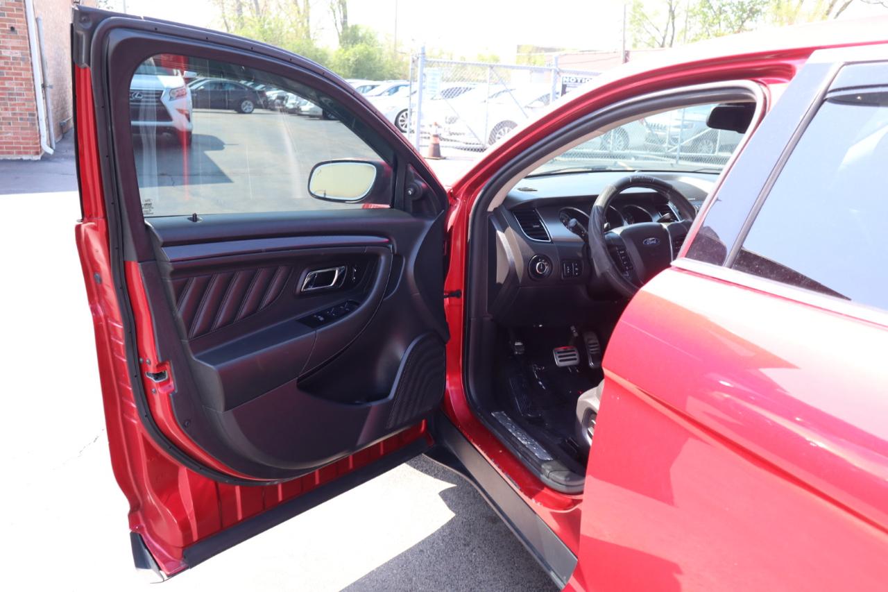 Ford Taurus SHO AWD 2010