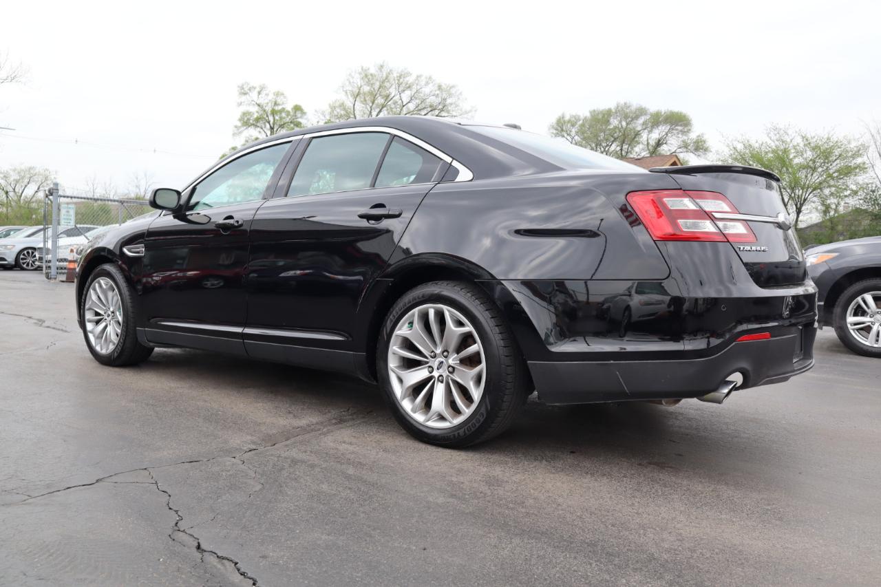 Ford Taurus Limited AWD 2018