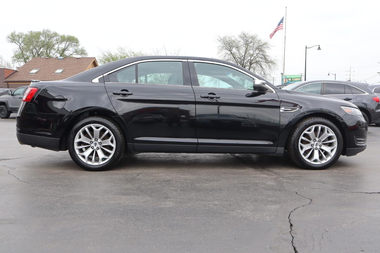Ford Taurus Limited AWD 2018